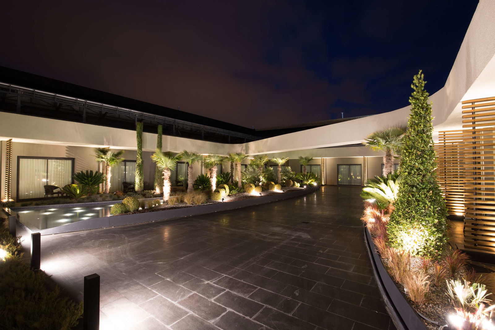 Hotel Doubletree By Hilton Izmir Airport