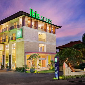 Hotel Ibis Styles Bali Denpasar cazare Denpasar