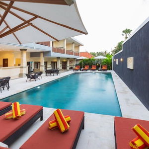 Hotel Kubu Petitenget Suite cazare Seminyak