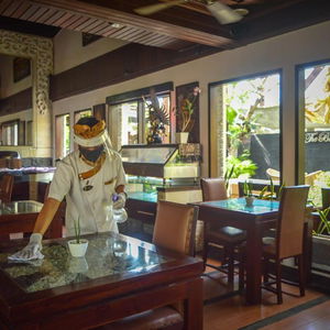 Hotel The Bali Dream Suite Villa Seminyak cazare Seminyak