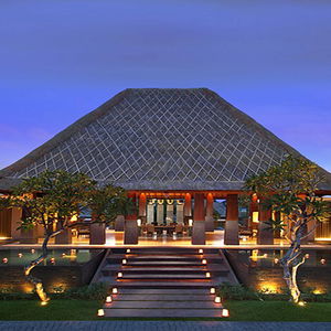 Hotel The Kayana Seminyak Bali cazare Seminyak