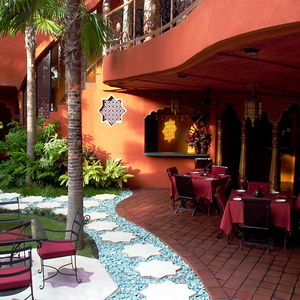 Hotel Impiana Private Villas Seminyak cazare Seminyak