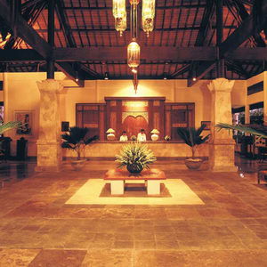 Hotel Seminyak Beach Resort & Spa cazare Seminyak