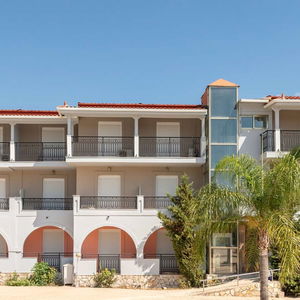 Sejur Majestic Hotel & Spa vacanta Laganas