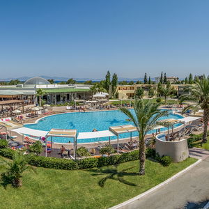 Hotel Kipriotis Maris Suites cazare Psalidi