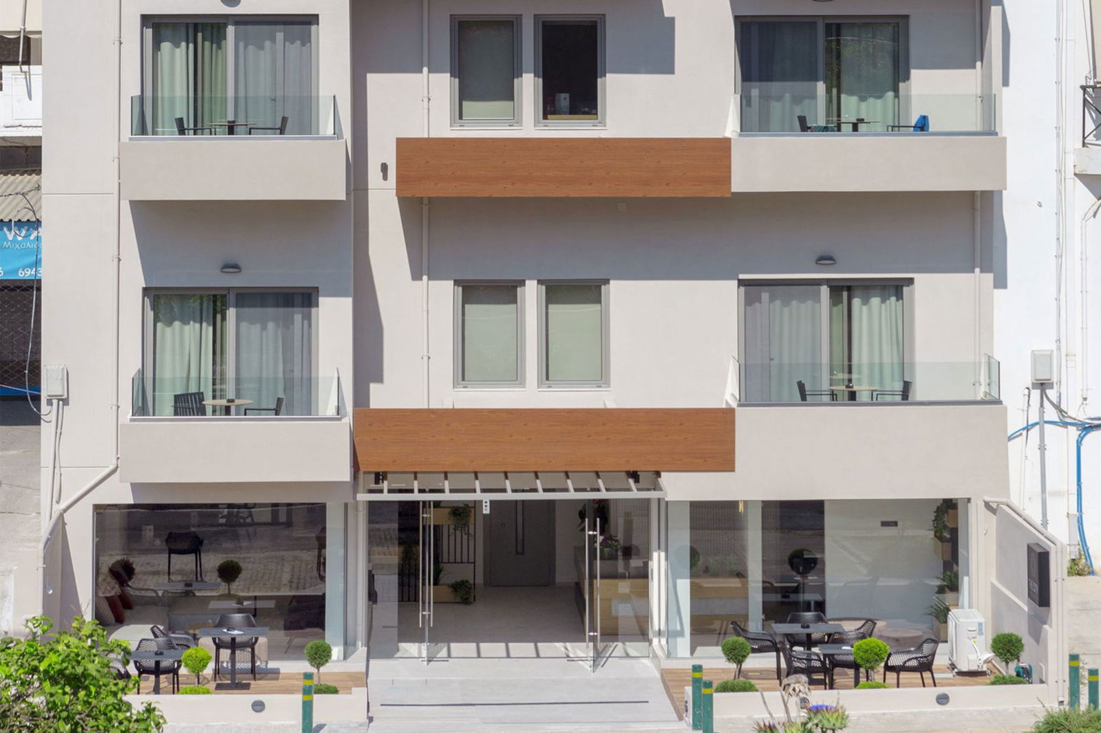 Hotel The City Hotel & Suites