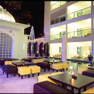 Hotel Chanalai Romantica Resort cazare Kata