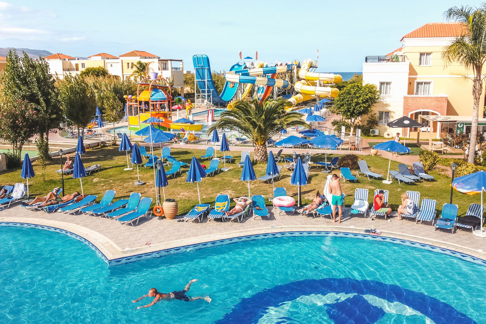 Hotel Chrispy Waterpark Resort