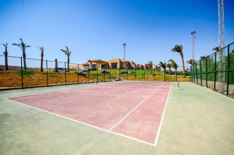 Hotel Serenity Fun City