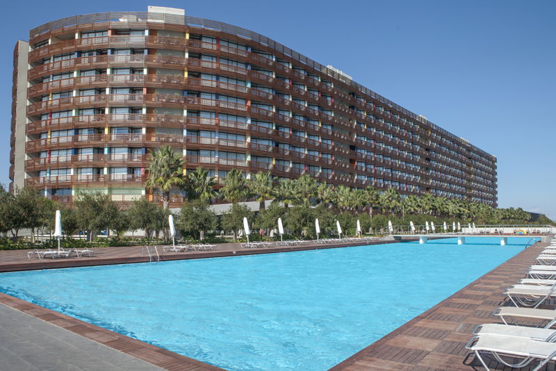 Hotel Nirvana Cosmopolitan