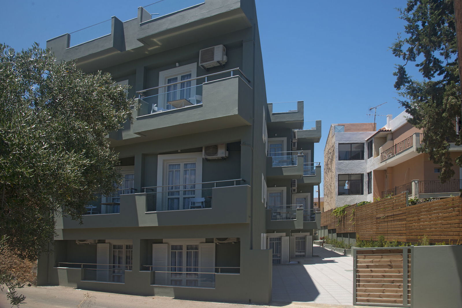 Hotel Sunshine Studios