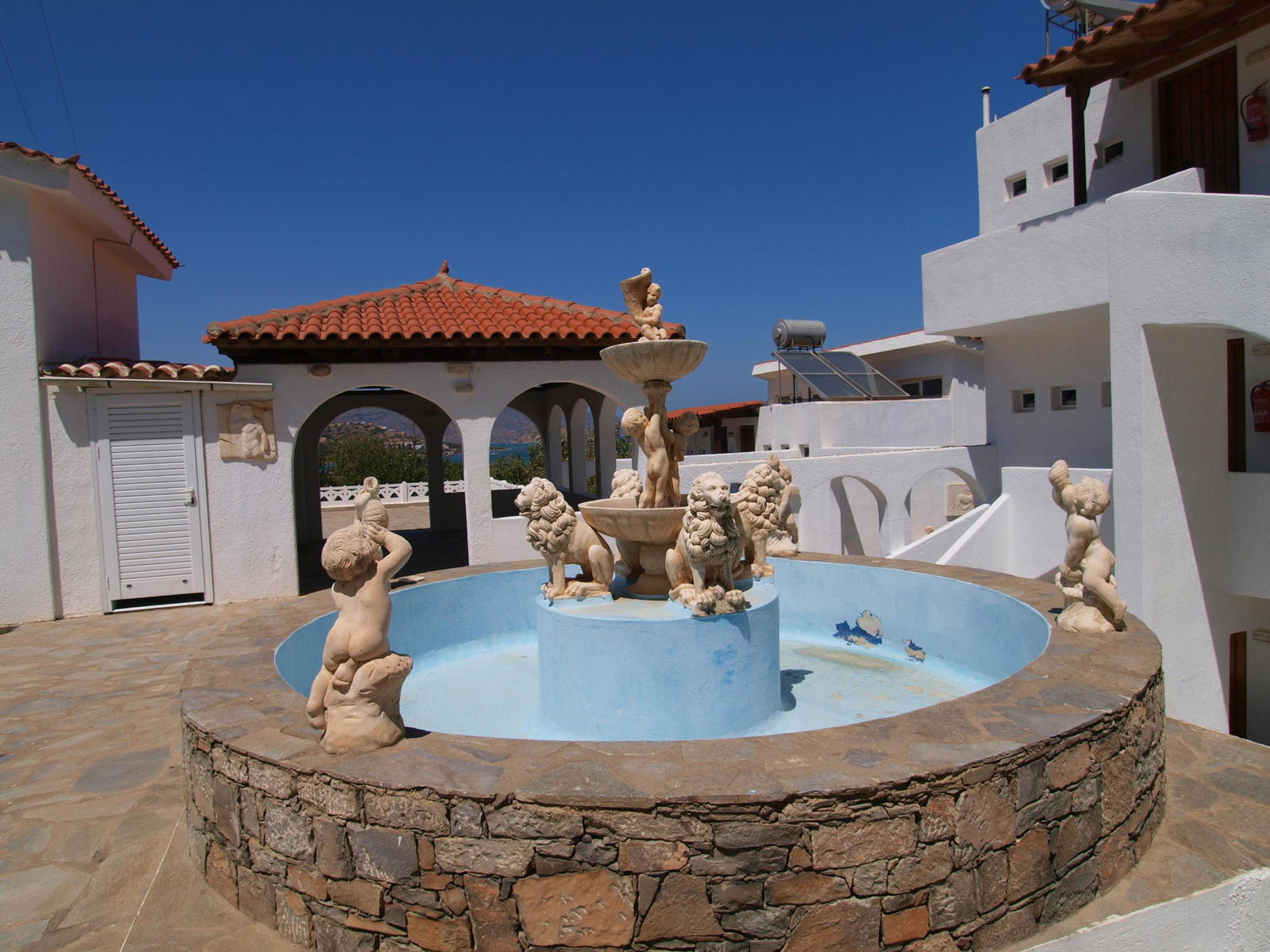 Hotel Tasmania Village