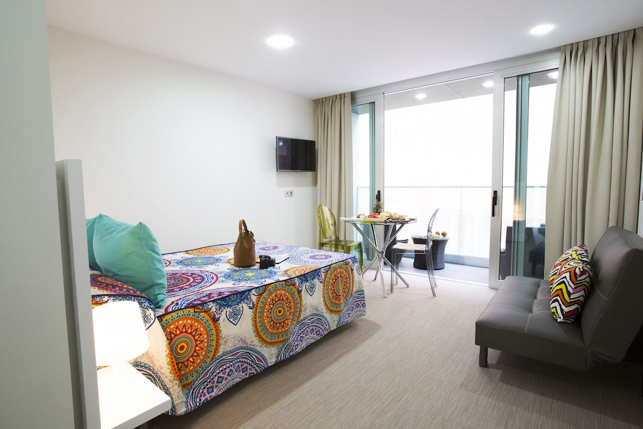 Hotel Valentina Beach Apartments & Suites