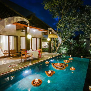 Hotel Purana Suite Ubud cazare Ubud