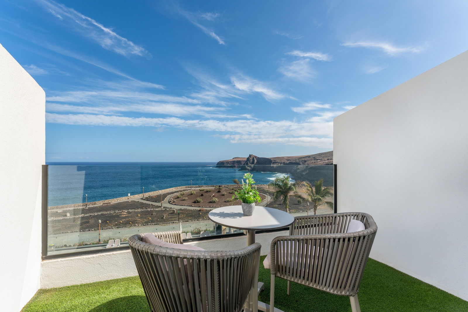 Hotel Occidental Roca Negra