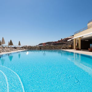 Hotel Holiday Club Sol Amadores cazare Puerto Rico